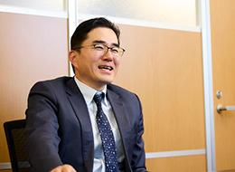 「40歳を過ぎて大学院に入学。学ぶ心を忘れないようにしています」（代表：小林 寛和）