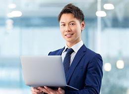 法人営業/自社PC・マーケ提案/業界経験不問/商談受注率70%/年収1500〜2000万も可能/インセン年4回