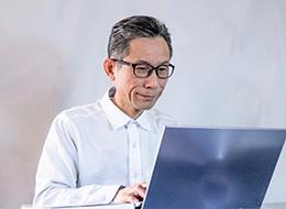 成長することだけが評価対象ではないので、自分のペースで無理なく働けています（エンジニア：Bさん）