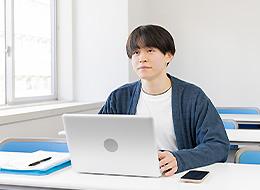 初級エンジニア｜社員の半数が未経験入社｜リモート頻度自由｜フレックス｜賞与支給実績3～4ヶ月分｜心斎橋募集