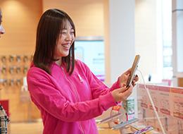 販売スタッフ（楽天モバイル）／未経験歓迎／残業月10h／賞与年2回／転勤なし可／人柄重視の採用／全国で募集