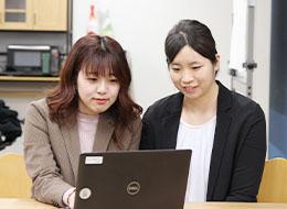 ルート営業/未経験OK/飛び込み・テレアポ・ノルマなし/在宅勤務OK/土日祝休み/残業少なめ/年休120日以上