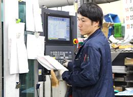 【ものづくりスタッフ】未経験OK■面談1回■当日面談・翌日入社OK■毎年昇給■賞与年2回■年収500万も可