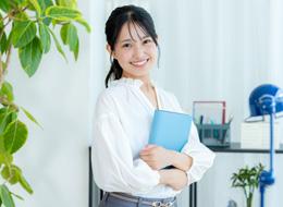 人事総合職#未経験歓迎#残業ほぼなし#土日休み#年間休日129日#住宅手当・子供手当あり