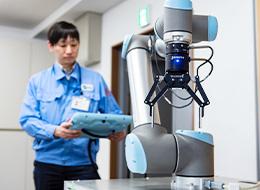 ロボットエンジニア★未経験大歓迎／月25万～＋賞与2回／家具家電付き社宅あり／年休125日～／年収400万円可