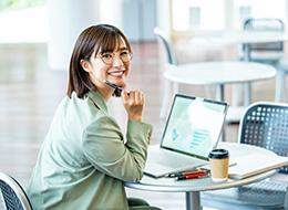Web総合職/未経験歓迎/リモート/平均月給35万円＋インセン/完全週休2日制/人柄採用実施中