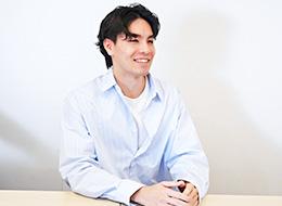 【開発エンジニア】案件自由選択100％｜フルリモート可｜残業月6.5h｜AI・DX戦略で売上前年比159％増