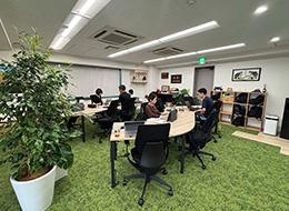 専門商社の営業（クリーン燃料）｜年俸600万円以上◆リモートOK◆地方自治体・法人メイン◆業界未経験OK