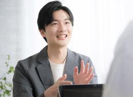 ITエンジニア【100名限定】完全案件選択制/フルリモOK/残業月平均9.5h/上場企業G/年間休日128日