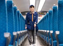 明るく活気ある職場ですが、一歩仕事に入ればプロとしての高い意識を求められる、メリハリのある環境です。