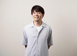 仕事の話だけでなく、趣味の話や悩みも気軽に話せるので、会社の一員としてのつながりを感じられます。