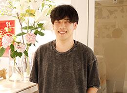 まずはベースとなる技術力をしっかりと身につけた上で、コンサルティング的な視点を養いたいです。