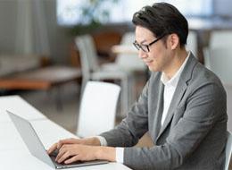 将来を見据えて、安心して働き続けられる業界です。