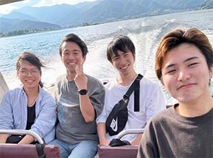 個性豊かなメンバーたちが、夢の実現に向けて頑張ってます！