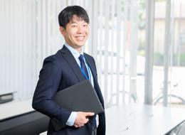 IT営業*未経験歓迎*健康経営優良法⼈*フレックス制*オフィス内服装自由*直行直帰OK*3カ月の研修あり