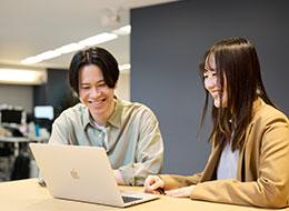 総合職(エンジニア・事務・営業)◆未経験OK◆リモートあり◆残業月3h◆服装髪型自由