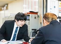 一般事務（経理＆運行管理）／kmグループ／未経験者大歓迎／残業なし／賞与年2回／20代活躍中