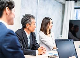 部品メーカー営業職／既存8割・反響中心／ニッチな自社ブランド製品の提案／残業月10h程度／年休120日／厚待遇