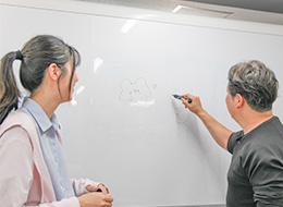 【有名企業などのPRイベント企画】*未経験歓迎*フレックス制あり*直近5年全員が毎年昇給*年間休日120日