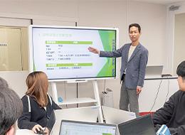 IT講師◆未経験歓迎◆20代30代活躍中◆年休131日◆残業月5～10h以内◆賞与年4ヶ月分◆CMでおなじみ