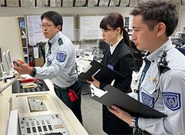 警備/正社員デビュー可/賞与年2回(昨年度3.19ヶ月分)/入社祝金10万円/中途入社多/創業60年の安定基盤