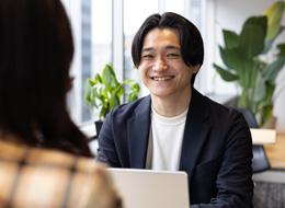 月3000名の集客力でテレアポから解放され、営業として本当に磨くべき対話力と提案力に集中できます◎