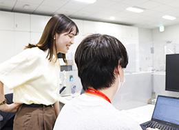 分からないことがあった際に話しかけても、誰一人嫌な顔をすることなく答えてくれます◎