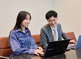 40～50代などベテランエンジニアを積極採用中！納得感を持って働ける環境です。