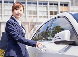 家族手当なども充実！ご自身の生活も大切にしながら、定年まで無理なくキャリアを築いていけます。