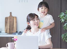 家族を大切にしながら、エンジニアとしての確かなキャリアと収入を築いていける環境です。
