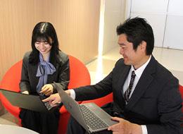 未経験から設計・構築へステップアップを叶えた先輩社員をご紹介します！