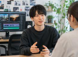 動画編集やデザイン制作を通して成長を続ける若手クリエイターのリアルな声