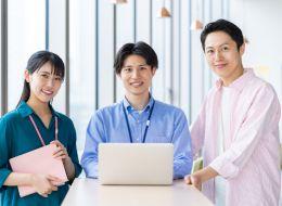 デジタルマーケティング#予算1億円#年収800万円も可#残業11h#有給休暇取得率84.3%#フレックス