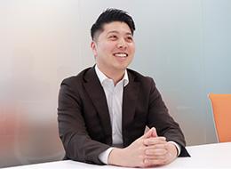 採⽤広告の提案営業◆昇進・昇給機会が3ヵ⽉に1回◆年収例：916万円（28歳⼊社4年⽬主任）
