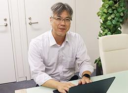 「リモート作業中もこまめに情報共有し、協力し合っています」／K（エンジニア）
