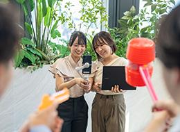 【SNSマーケター】働き方ファースト／未経験OK！／充実研修／年休127日／残業なし／平均20代／リモートOK