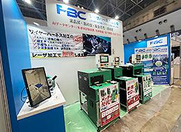 ▲展示会の様子。国内にとどまらず、海外でも展示会を行っています！