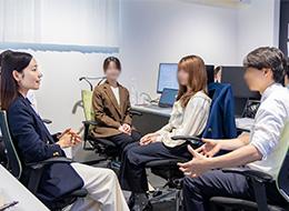 反響営業◇未経験OK◇月給30万～◇年収1,000万円可◇残業少なめ◇住宅手当◇100％反響◇既存7割