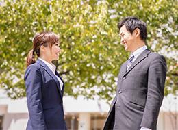 入社間もない新人の私の話や意見に対しても、決して放置せず親身になって耳を傾けてくれる先輩ばかりです。