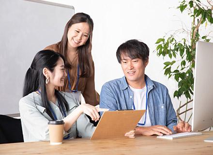 ITエンジニア（SE・PG）経験の浅い方も歓迎♪残業月20時間以下！スキル＆キャリアアップをバックアップ!!