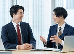IT講師*応募者面接確約*未経験OK*家賃6割負担の社宅あり*上京支援*土日休*定着率90%*幅広い年齢層活躍