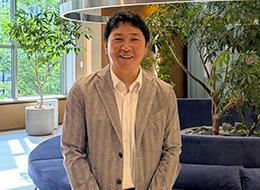 「困ったときはいつでも相談できる」互いを高め合う温かいチーム文化が根付いています。