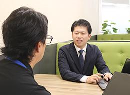 月1回の面談では、担当しているプロジェクトだけでなく、今後のキャリアについても相談しています。