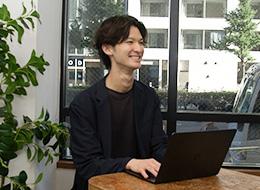 挑戦に伴走する「＋1」。その個人の成長が、会社の成長と直結すると考えています。
