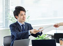 賃貸管理*未経験OK*残業少*賞与年2回*年収420万円～*完全週休2日制*柔軟スケジュール*マニュアル完備