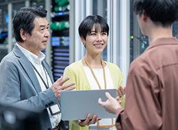 幅広い年代が活躍中。社歴や年齢に関係なく、気軽に相談や意見交換ができる風通しの良い環境です。