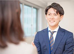 ルート営業/未経験OK/30代活躍中/月給45万円可/応募資格を満たす方全員面接/残業月約10h/新規開拓なし