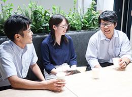 インフラエンジニア／月給40万円以上／残業平均月10h未満／リモート6割以上／完全週休2日制／フルリモあり