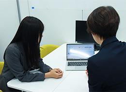 事務系総合職(経理・経営企画等)*賞与4.65ヶ月*年休120超*時差出勤可*週1在宅*転勤無*国家公務員準拠