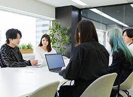 ITエンジニア*自社開発＆100%プライム環境*自社サービス*フレックス制*上流工程に挑戦*有名企業と直取引